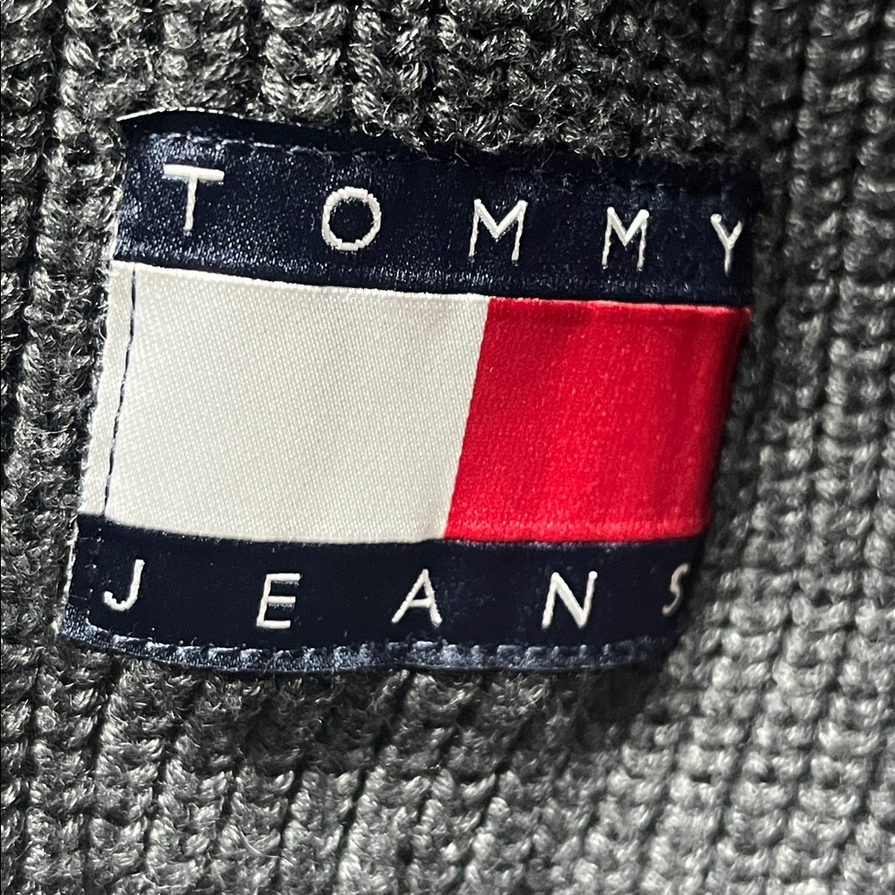 Tommy Hilfiger Sweater - Picture 3 of 16
